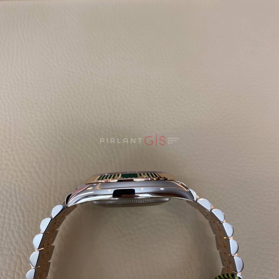 ROLEX Date Just 36 mm 126231 Everrose gold VI & IX Diamond Dial