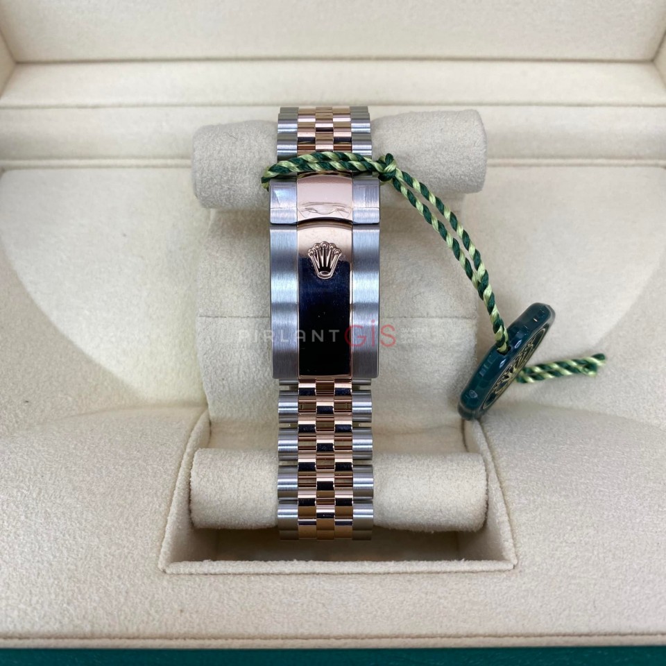 ROLEX Date Just 36 mm 126231 Everrose gold VI & IX Diamond Dial ROLEX Date Just 36 mm 126231 Everrose gold VI & IX Diamond Dial