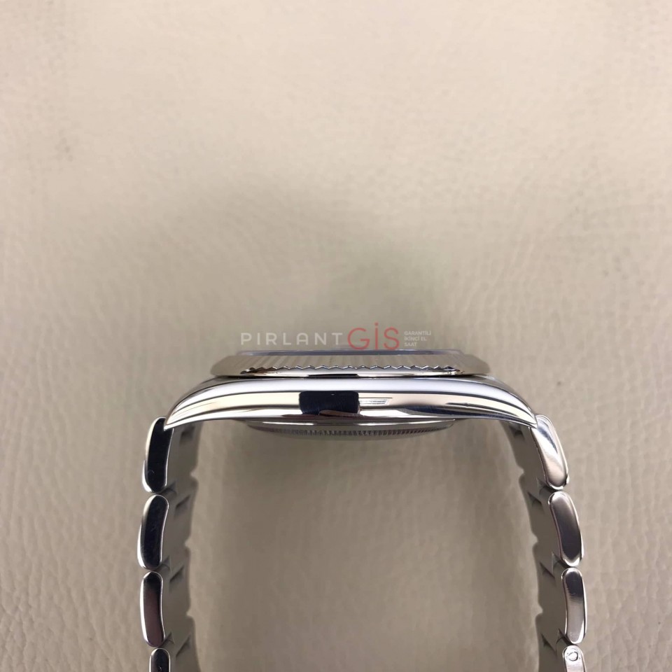 ROLEX Date Just ll Black Dial 126334 Oyster ROLEX Date Just ll Black Dial 126334 Oyster