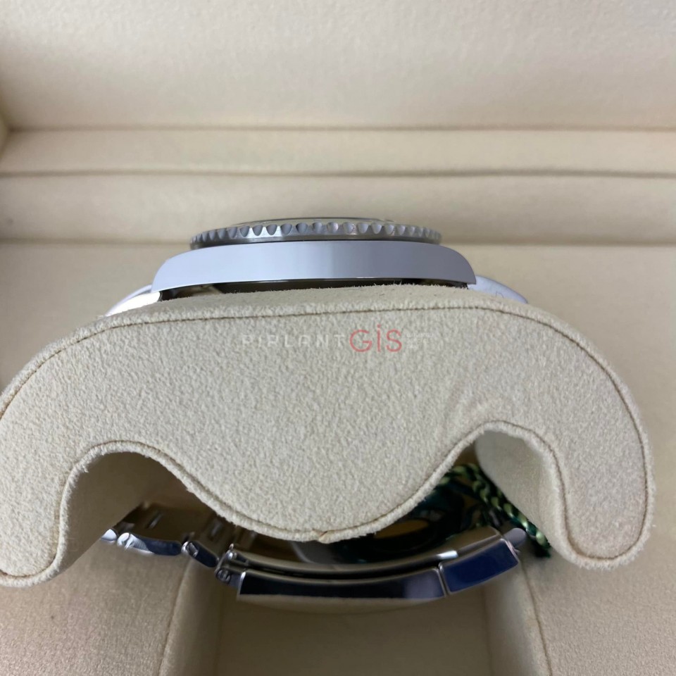 ( Sıfır ) ROLEX New Submariner ( Starbucks ) 2022 - 126610 LV ( Sıfır ) ROLEX New Submariner ( Starbucks ) 2022 - 126610 LV