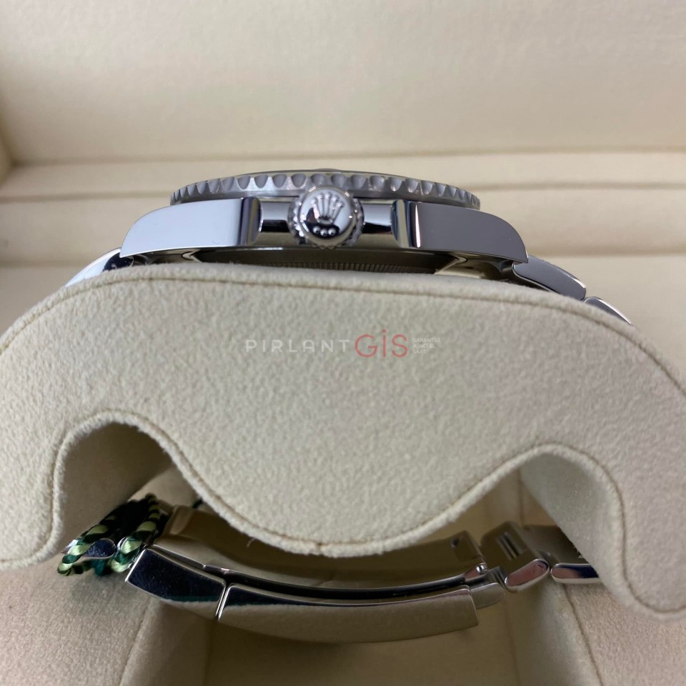 ( Sıfır ) ROLEX New Submariner ( Starbucks ) 2022 - 126610 LV ( Sıfır ) ROLEX New Submariner ( Starbucks ) 2022 - 126610 LV
