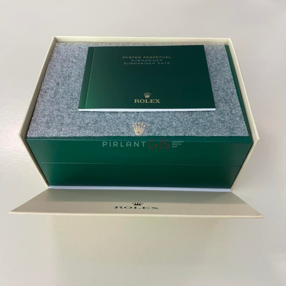 ROLEX New Submariner 126610 LN ROLEX New Submariner 126610 LN
