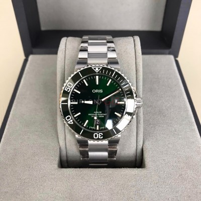 ORIS Aquis Date ( Yeşil Kadran ) 733-7766-4157-07-8-22-05PEB