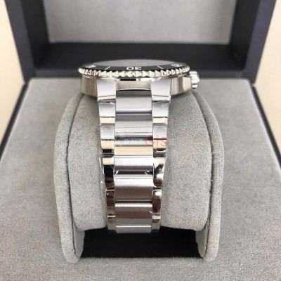 ORIS Aquis Date ( Yeşil Kadran ) 733-7766-4157-07-8-22-05PEB