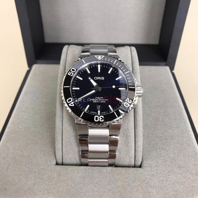 ORIS Aquis Date ( Mavi Kadran ) 733-7732-4135-07-8-21-05PEB