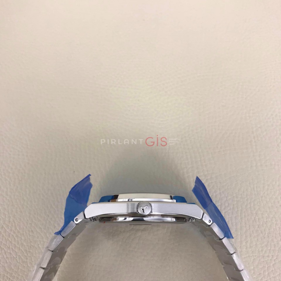 ( Sıfır ) TISSOT T-Classic PRX T137.407.11.051.00 ( Siyah Kadran ) ( Sıfır ) TISSOT T-Classic PRX T137.407.11.051.00 ( Siyah Kadran )