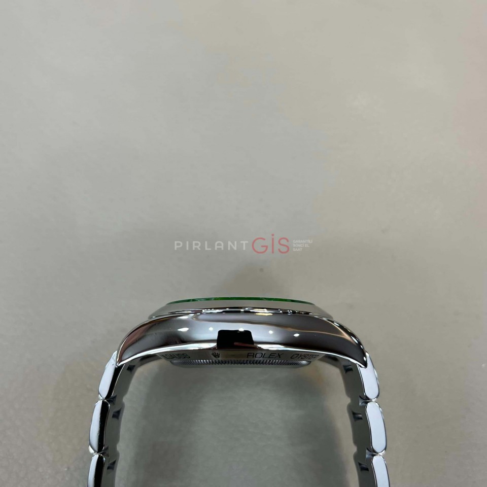 ROLEX Milgauss 116400GV Oyster ROLEX Milgauss 116400GV Oyster