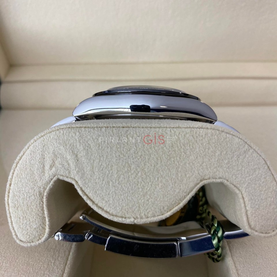 ROLEX Cosmograph Daytona White ( Panda ) Dial 116500 LN ROLEX Cosmograph Daytona White ( Panda ) Dial 116500 LN