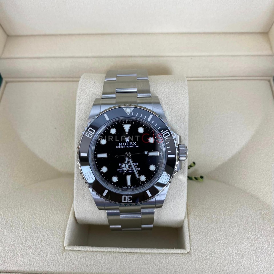 ROLEX Submariner No Date Oyster 124060 ROLEX Submariner No Date Oyster 124060