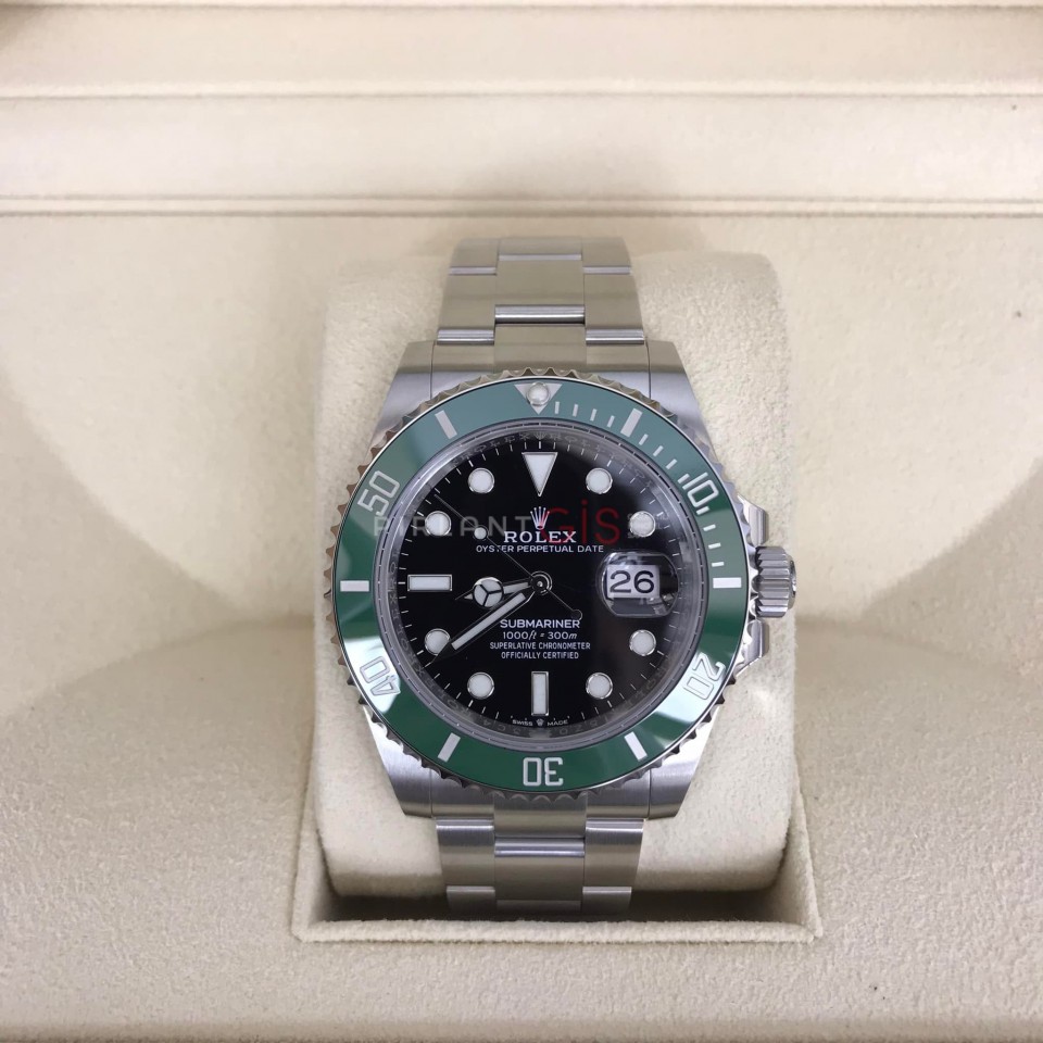 ROLEX New Submariner ( Starbucks ) Oyster 126610LV ROLEX New Submariner ( Starbucks ) Oyster 126610LV