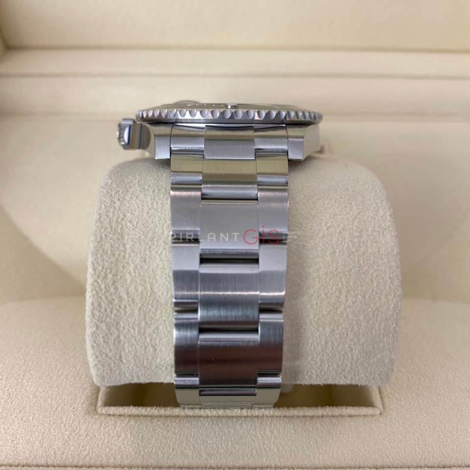 ROLEX Submariner Date 126610LN Oyster ROLEX Submariner Date 126610LN Oyster