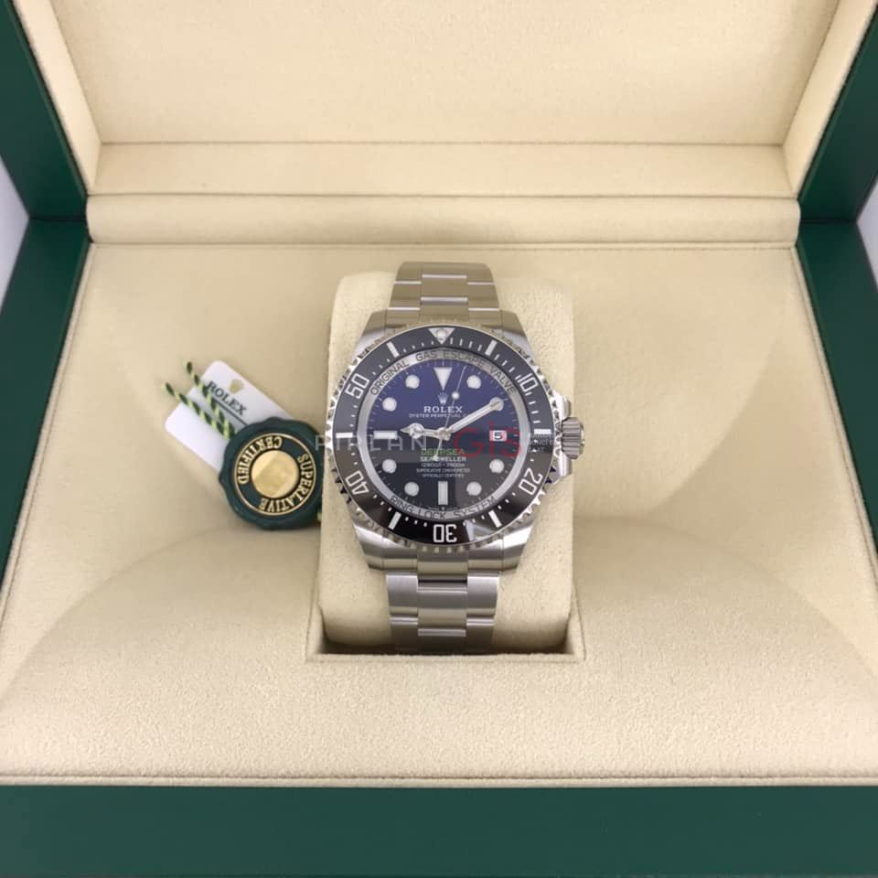 ROLEX Sea-Dweller DeepSea ( Deep Blue Dial ) 136660