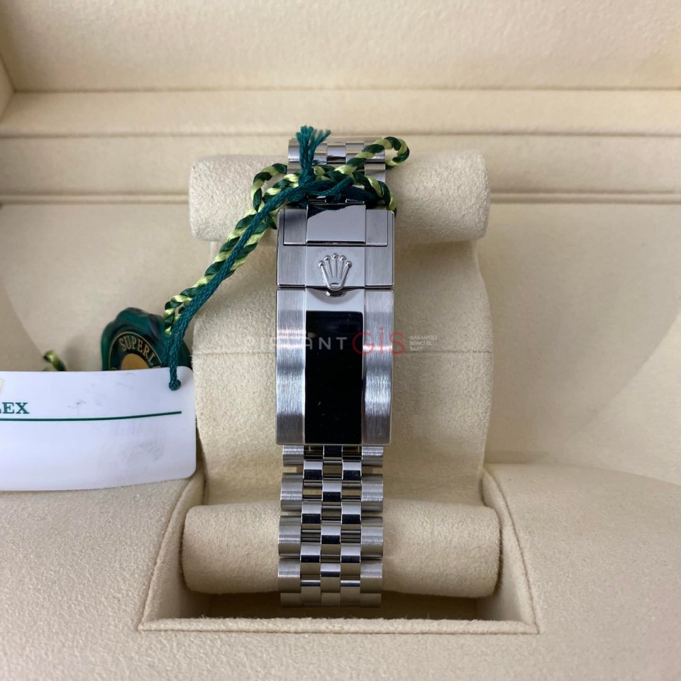 ROLEX GMT-Master II ( Batman ) Jubilee 126710BLNR ROLEX GMT-Master II ( Batman ) Jubilee 126710BLNR