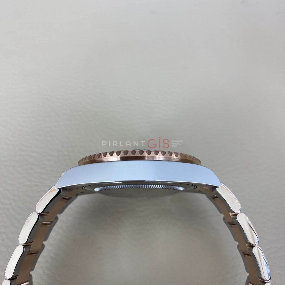 ROLEX GMT-Master ll Steel & Everose Gold 126711 CHNR ( Root Beer ) ROLEX GMT-Master ll Steel & Everose Gold 126711 CHNR ( Root Beer )