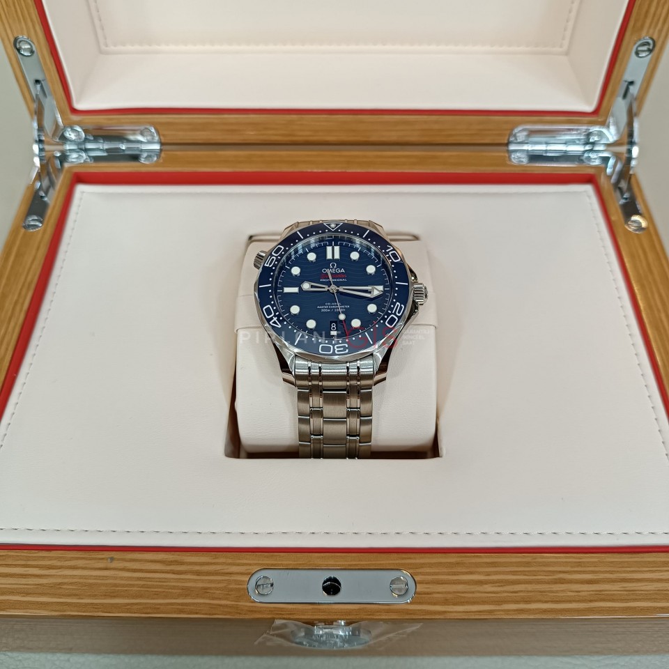 OMEGA Seamaster Diver 300M Co-Axial Master Chronometer 42 mm 210.30.42.20.03.001 OMEGA Seamaster Diver 300M Co-Axial Master Chronometer 42 mm 210.30.42.20.03.001