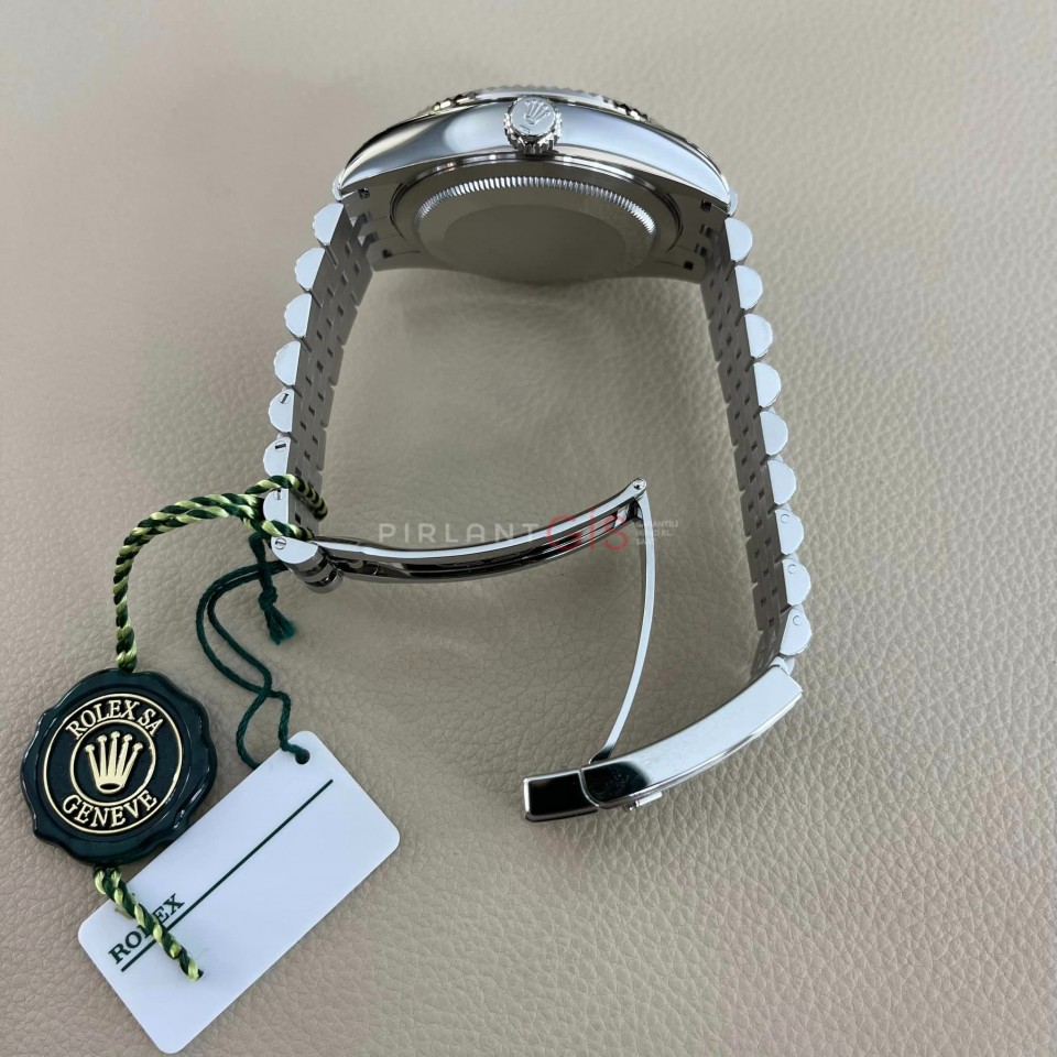 ROLEX Sky-Dweller 336934 ( Mint Dial ) Jubilee ROLEX Sky-Dweller 336934 ( Mint Dial ) Jubilee