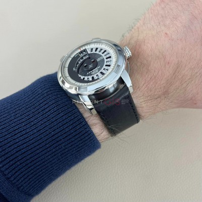 HYSEK IO Jumping Hour IO4705A01