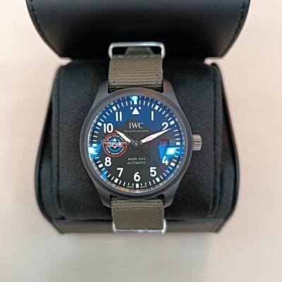 IWC Pilot's Watch Mark XVIII Top Gun Edition SFTI & Top Gun Stop Watch IW324711