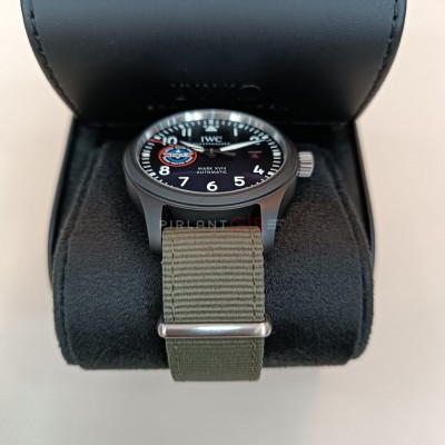 IWC Pilot's Watch Mark XVIII Top Gun Edition SFTI & Top Gun Stop Watch IW324711
