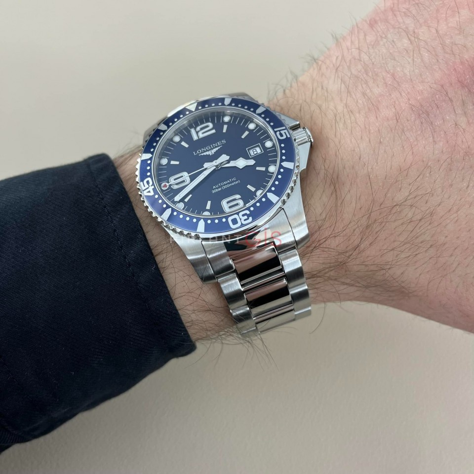 LONGINES HydroConquest Automatic L3.642.4.96.6 LONGINES HydroConquest Automatic L3.642.4.96.6