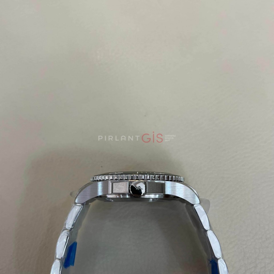 LONGINES HydroConquest 41 mm L3.781.4.06.6 LONGINES HydroConquest 41 mm L3.781.4.06.6