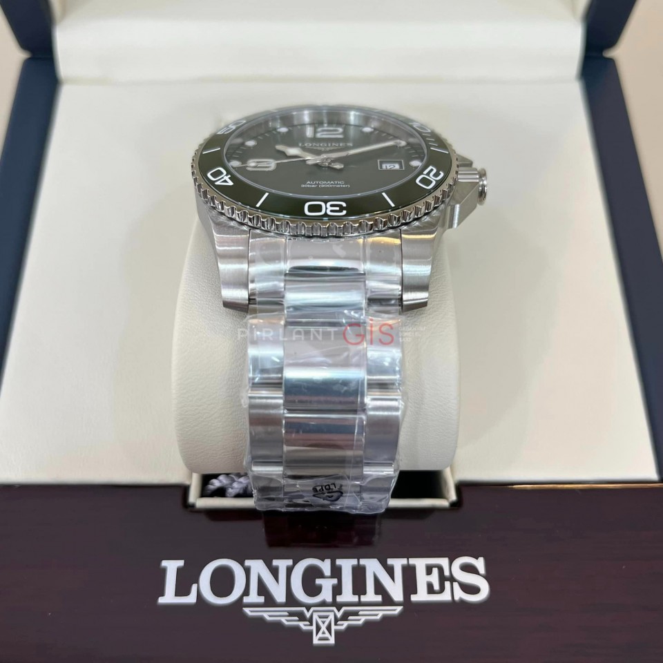LONGINES HydroConquest 41 mm L3.781.4.06.6 LONGINES HydroConquest 41 mm L3.781.4.06.6