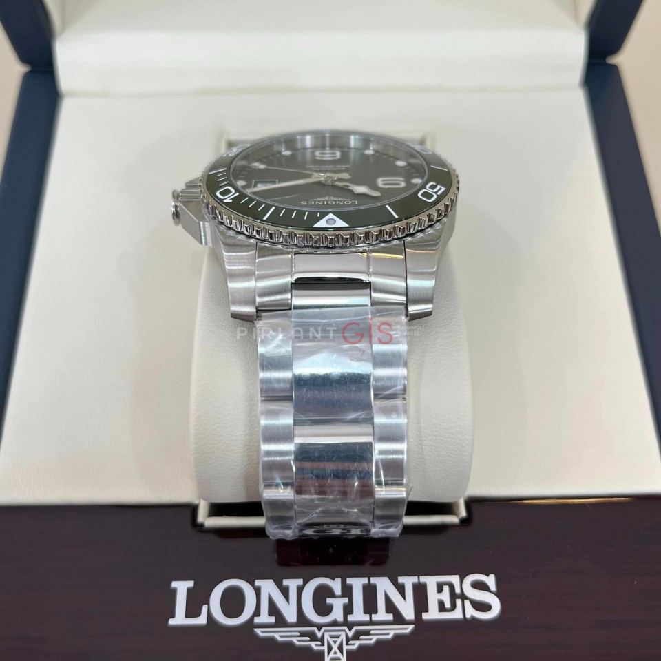 LONGINES HydroConquest 41 mm L3.781.4.06.6 LONGINES HydroConquest 41 mm L3.781.4.06.6