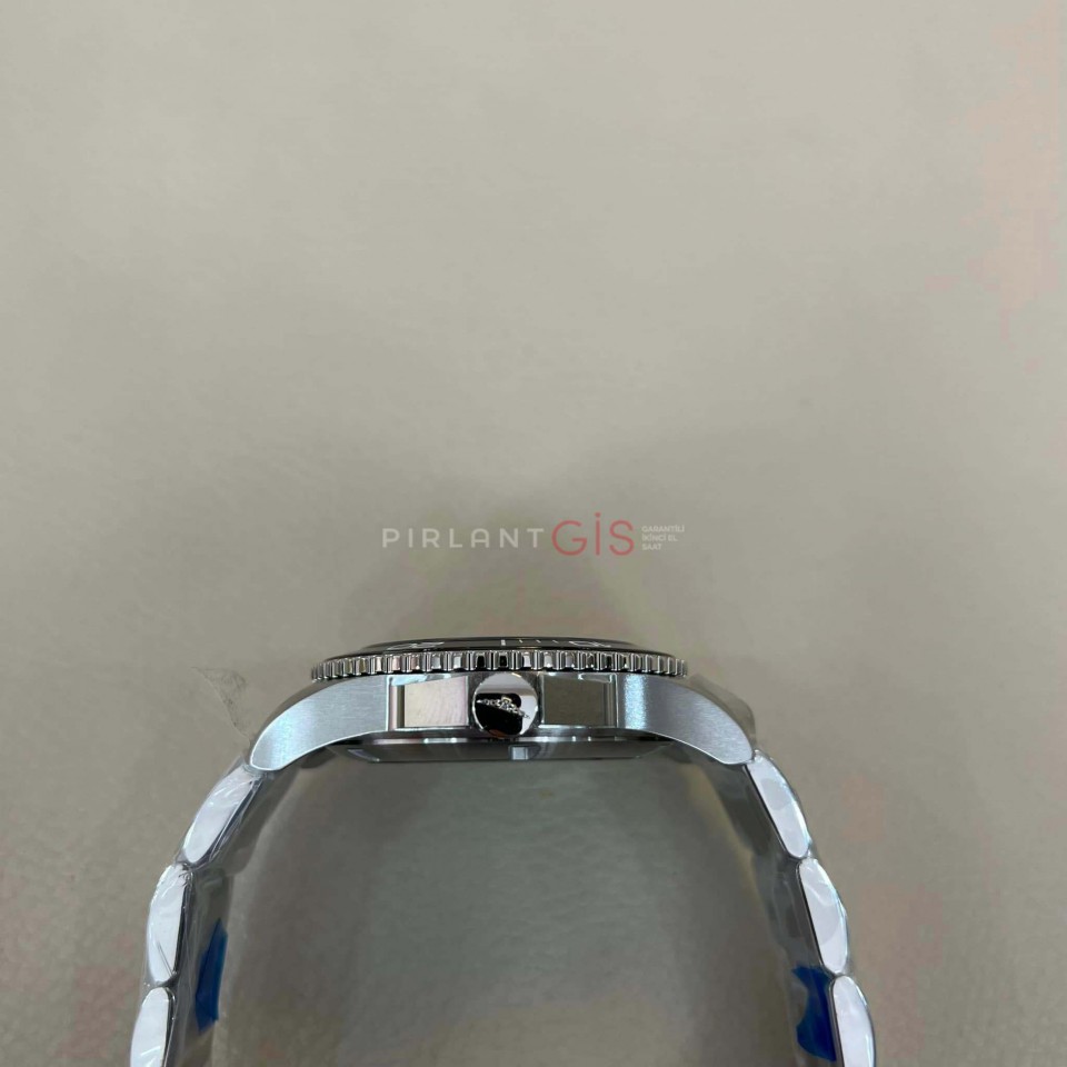 LONGINES HydroConquest 41 mm L3.781.4.56.6 LONGINES HydroConquest 41 mm L3.781.4.56.6