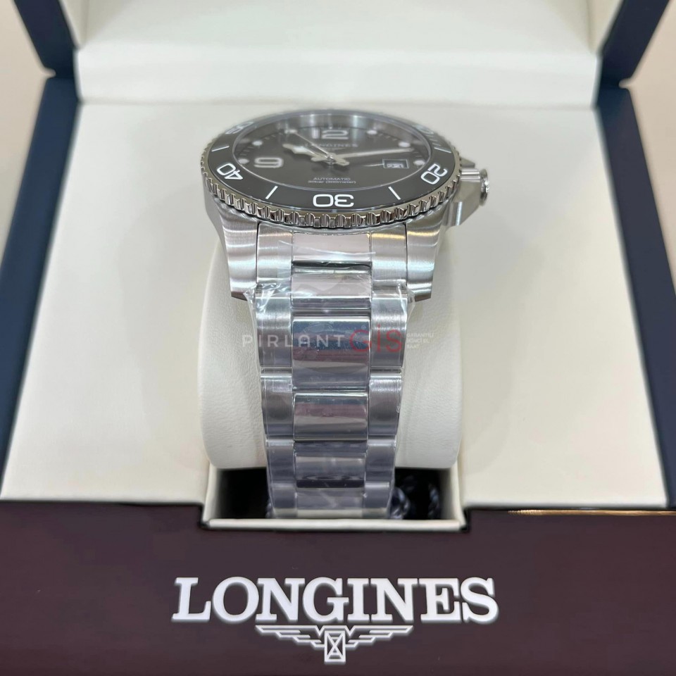 LONGINES HydroConquest 41 mm L3.781.4.76.6 LONGINES HydroConquest 41 mm L3.781.4.76.6