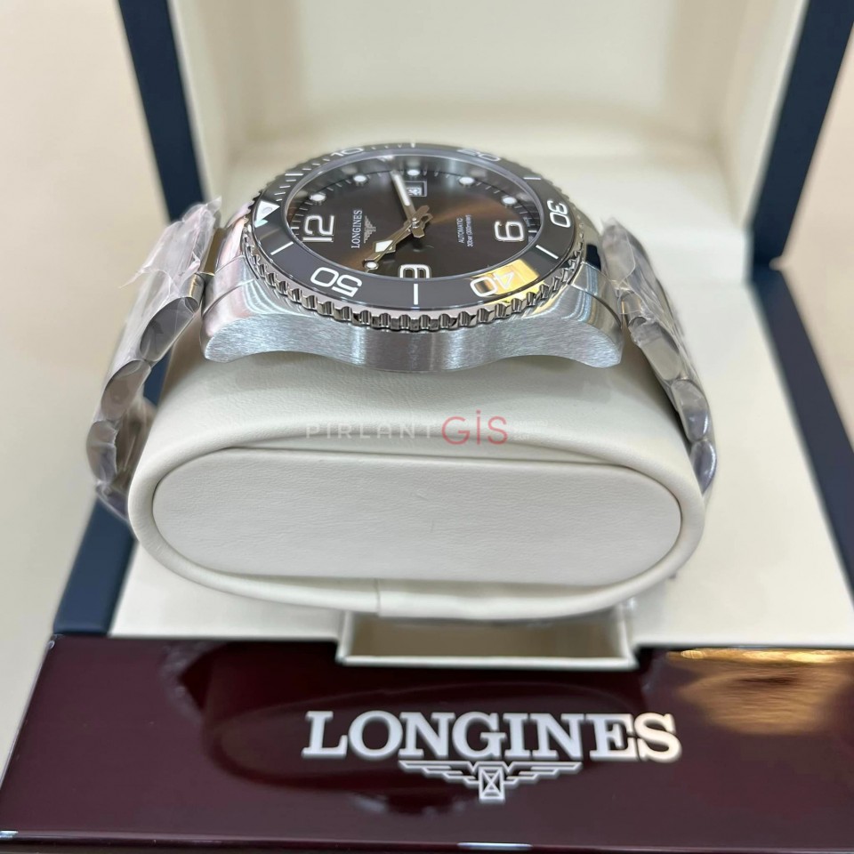 LONGINES HydroConquest 41 mm L3.781.4.76.6 LONGINES HydroConquest 41 mm L3.781.4.76.6