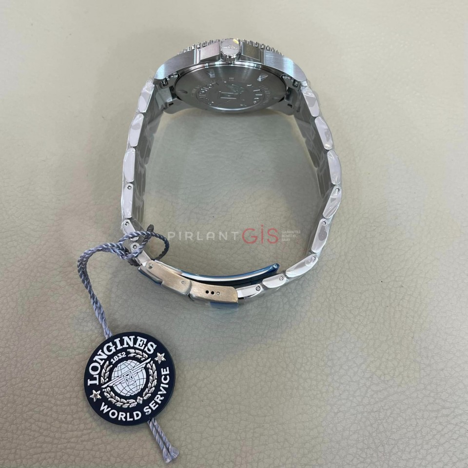 LONGINES HydroConquest 41 mm L3.781.4.76.6 LONGINES HydroConquest 41 mm L3.781.4.76.6