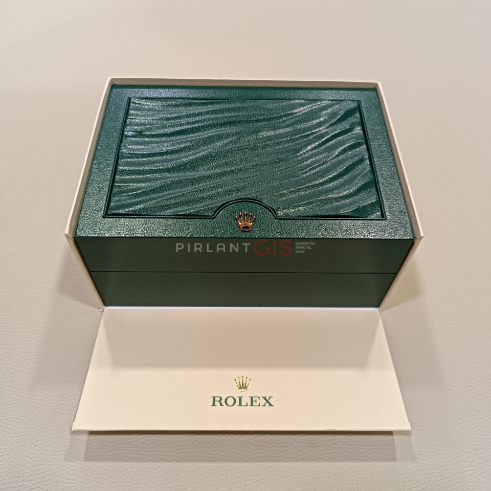 ROLEX Date Just 36 mm Blue Romen Dial 116234 Jubilee ROLEX Date Just 36 mm Blue Romen Dial 116234 Jubilee