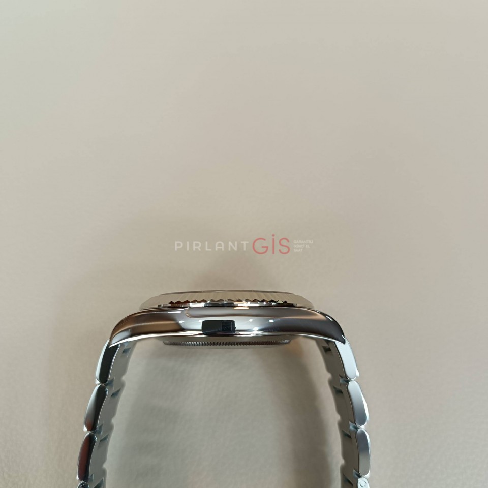 ROLEX Date Just ll 41 mm 116334 Black Dial ROLEX Date Just ll 41 mm 116334 Black Dial