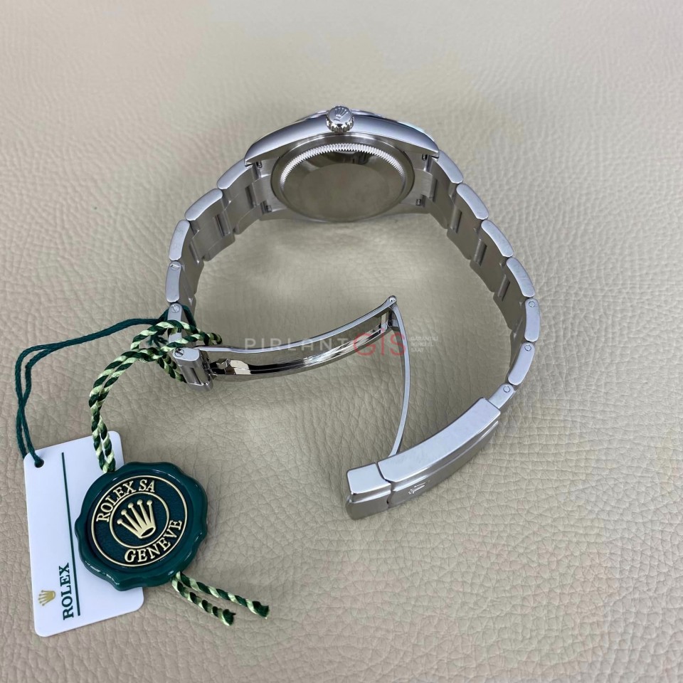 ROLEX Oyster Perpetual 36 mm 126000 Tiffany Blue Dial ROLEX Oyster Perpetual 36 mm 126000 Tiffany Blue Dial