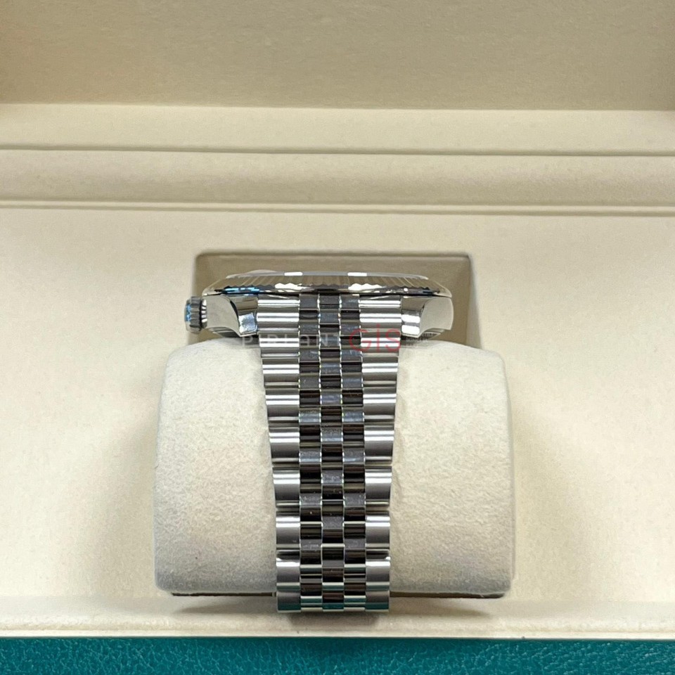 ( SIFIR ) ROLEX Date Just II 126334 Azzurro Blue Dial Jubilee Bracelet ( SIFIR ) ROLEX Date Just II 126334 Azzurro Blue Dial Jubilee Bracelet