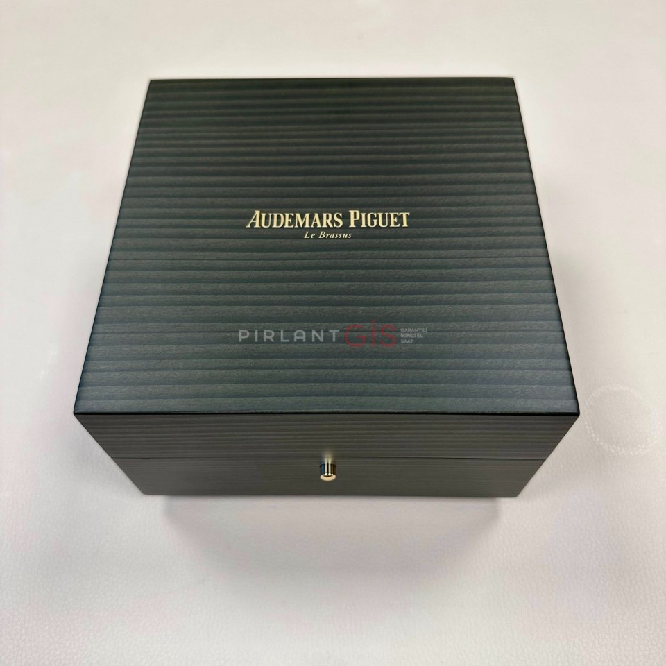 AUDEMARS PIGUET Royal Oak 50.Years 41 mm 15510ST.OO.1320ST.04 AUDEMARS PIGUET Royal Oak 50.Years 41 mm 15510ST.OO.1320ST.04