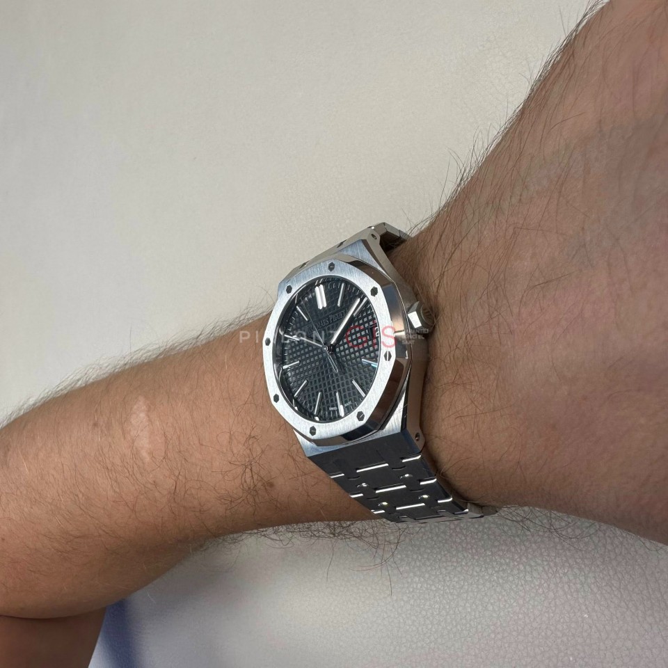 AUDEMARS PIGUET Royal Oak 50.Years 41 mm 15510ST.OO.1320ST.04 AUDEMARS PIGUET Royal Oak 50.Years 41 mm 15510ST.OO.1320ST.04