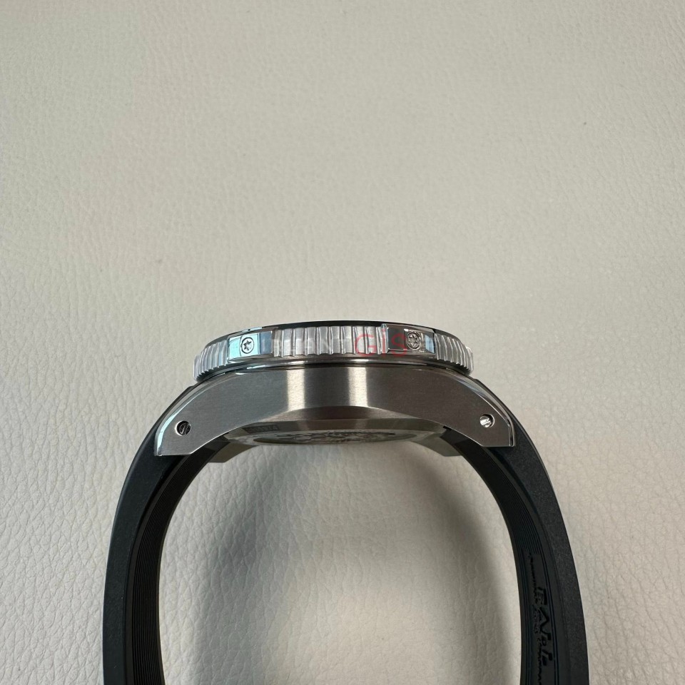 BALL Engineer Hydrocarbon DeepQuest DM3002A-P3CJ-BK BALL Engineer Hydrocarbon DeepQuest DM3002A-P3CJ-BK