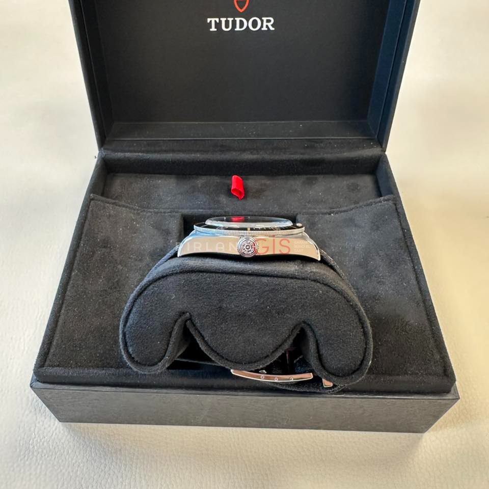 ( SIFIR ) TUDOR Black Bay 58 M79030N-0003 ( SIFIR ) TUDOR Black Bay 58 M79030N-0003