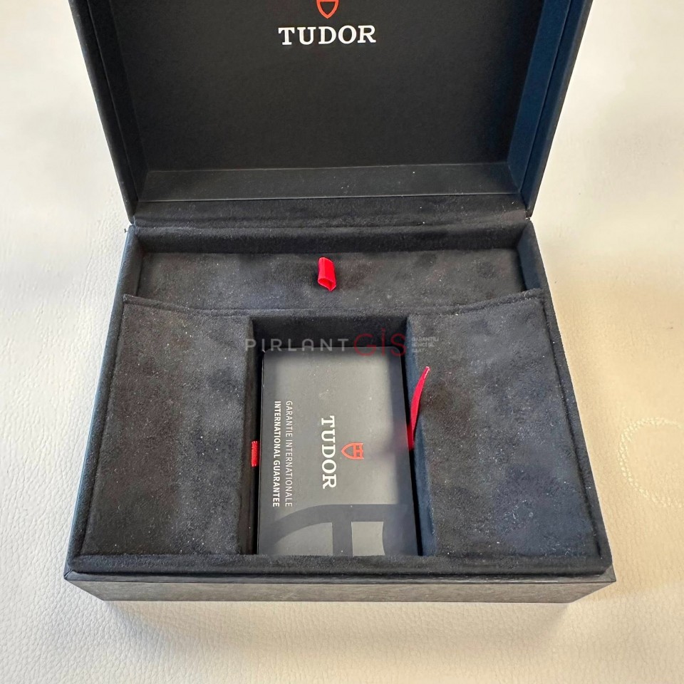 ( SIFIR ) TUDOR Black Bay 58 M79030N-0003 ( SIFIR ) TUDOR Black Bay 58 M79030N-0003