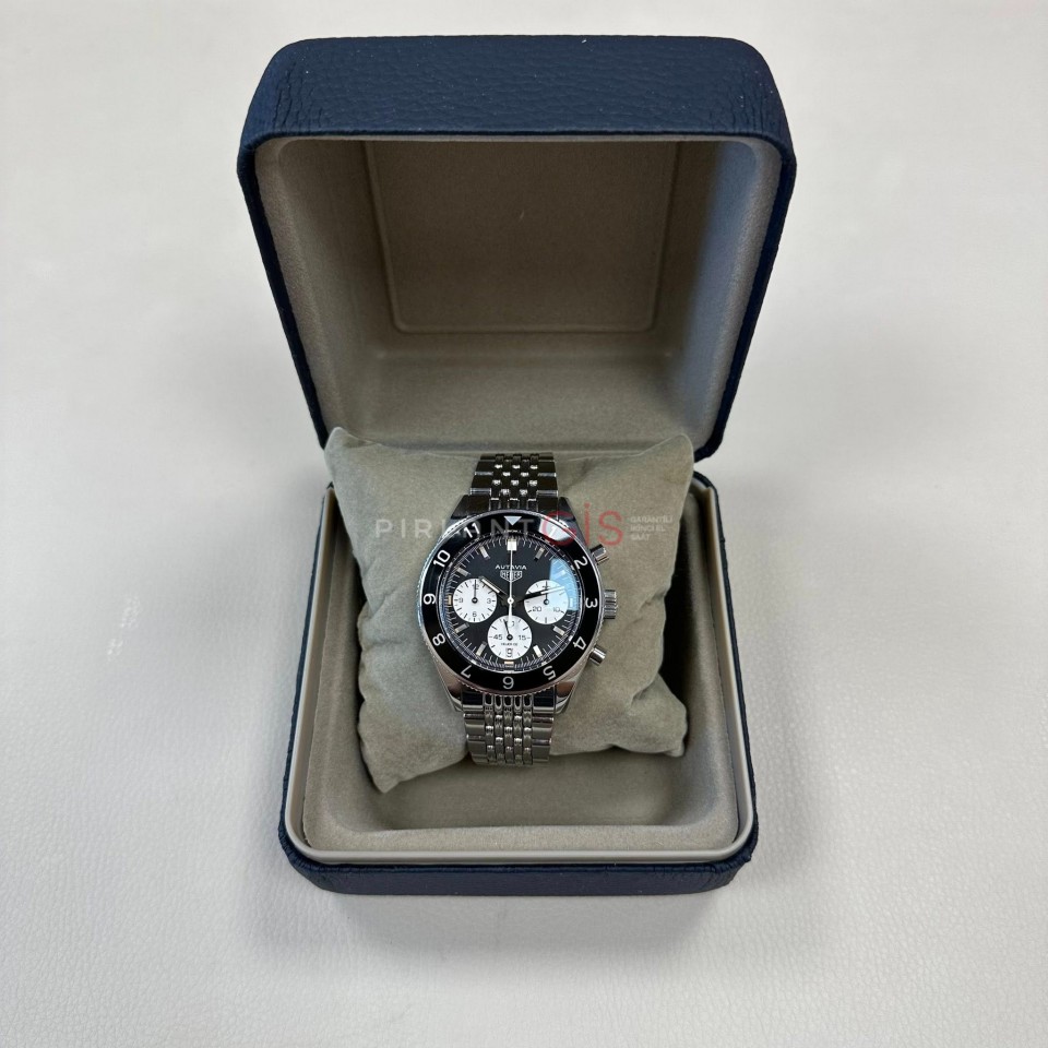 TAG HEUER ( HEUER ) Haritage Autaia CBE2110.BA0687