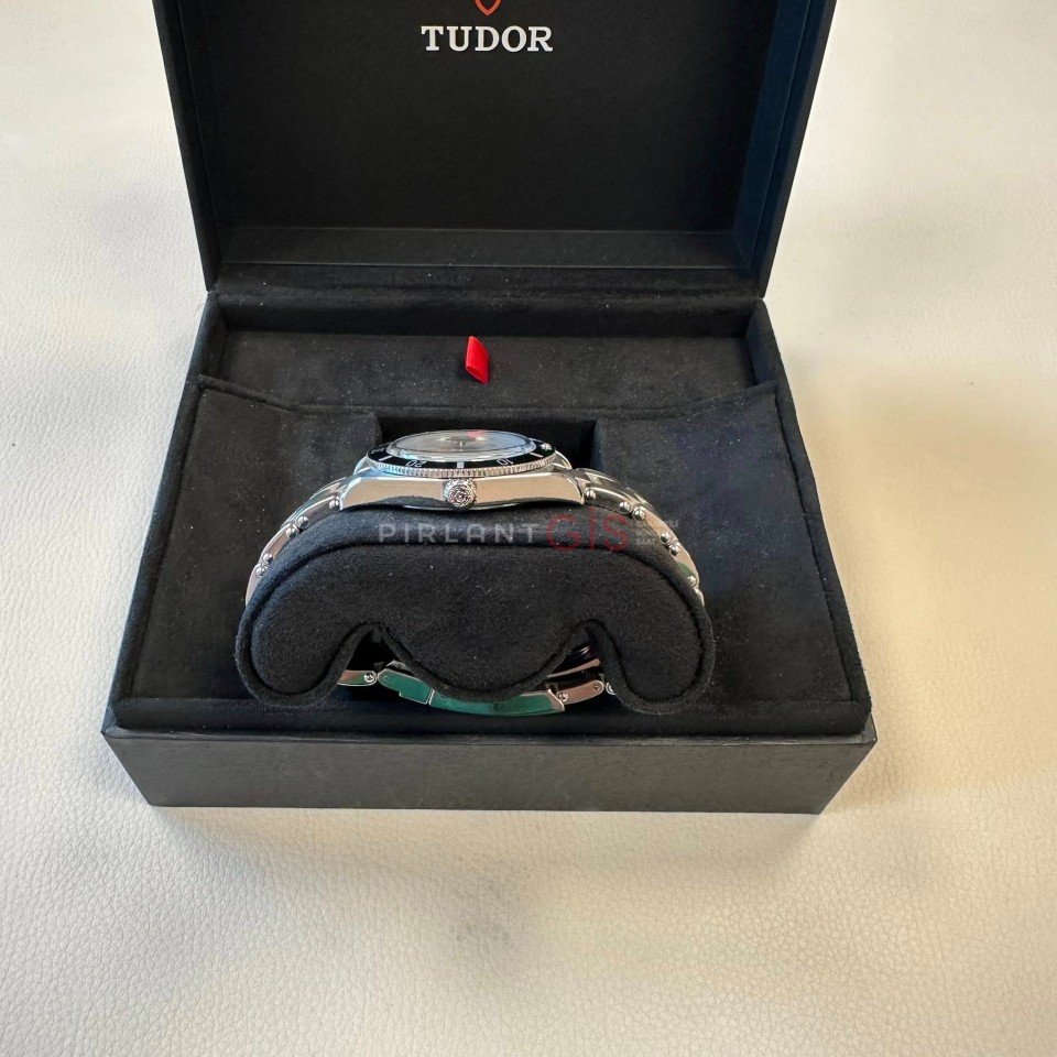 ( SIFIR ) TUDOR Black Bay 54 M79000N-0001 ( SIFIR ) TUDOR Black Bay 54 M79000N-0001