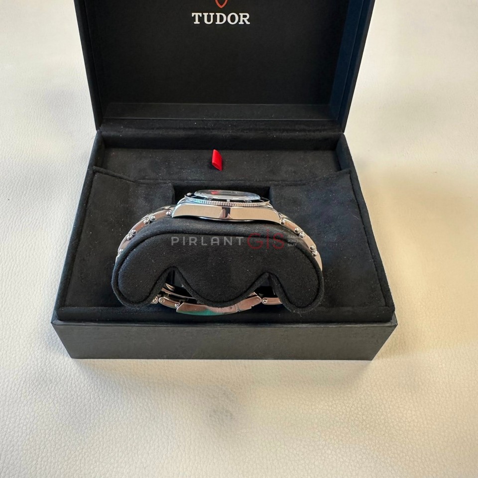 ( SIFIR ) TUDOR Black Bay 54 M79000N-0001 ( SIFIR ) TUDOR Black Bay 54 M79000N-0001