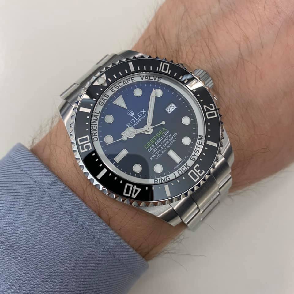 ROLEX Sea-Dweller DeepSea ( Deep Blue Dial ) 116660