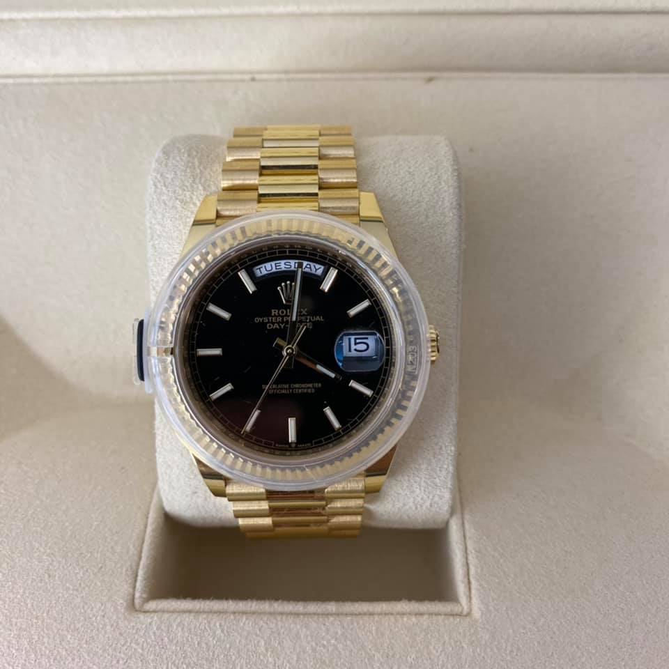 ROLEX Day Date Yellow Gold 40 mm 228238