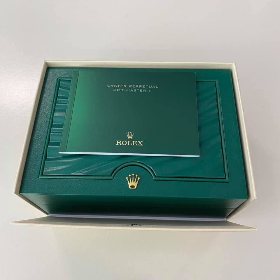 ROLEX GMT-MasterII 126710BLNR ( BATMAN ) ROLEX GMT-MasterII 126710BLNR ( BATMAN )
