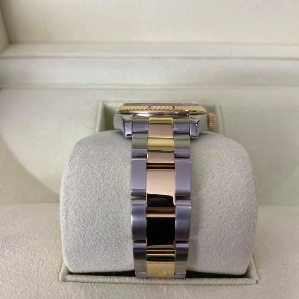 ROLEX Date Just Lady 31 mm Steel and Yellow Gold 178273 ROLEX Date Just Lady 31 mm Steel and Yellow Gold 178273