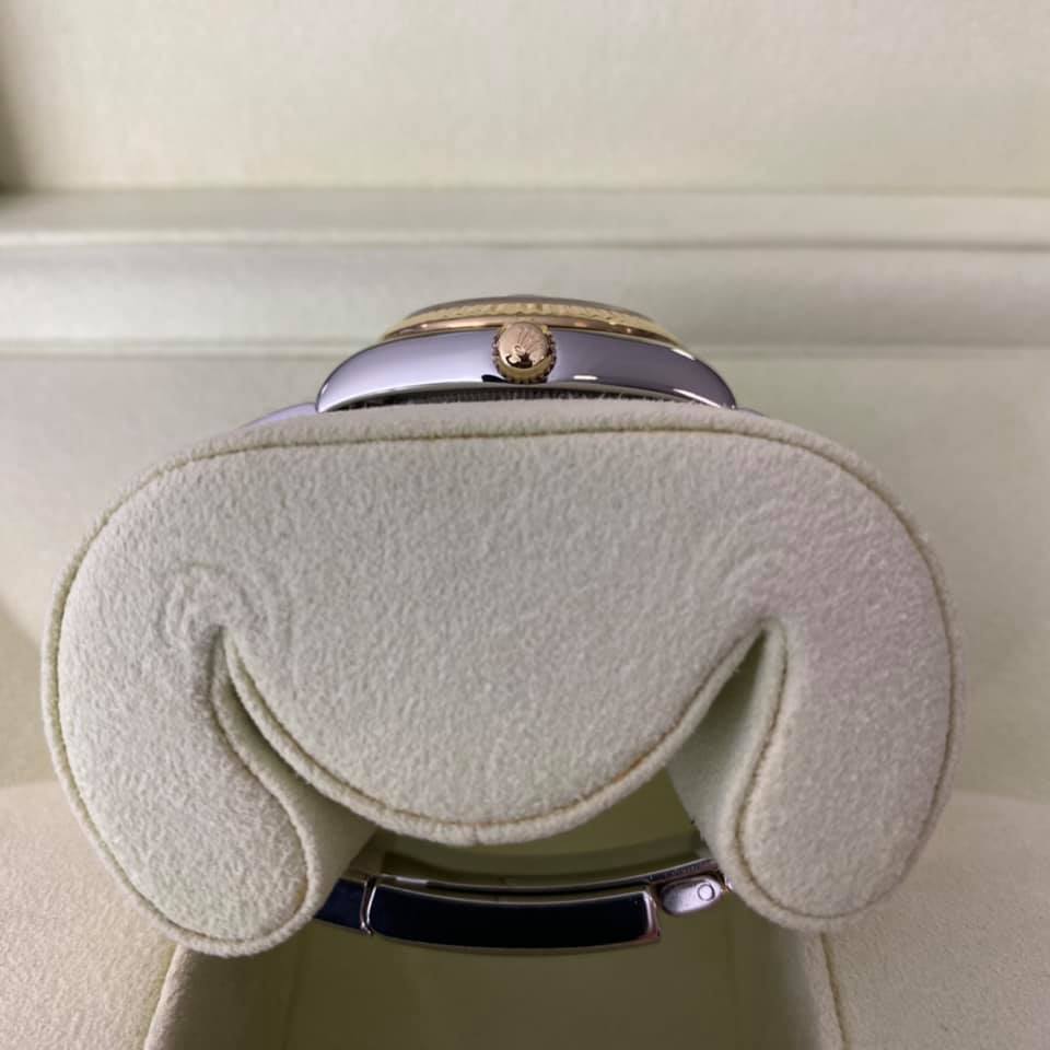 ROLEX Date Just Lady 31 mm Steel and Yellow Gold 178273 ROLEX Date Just Lady 31 mm Steel and Yellow Gold 178273