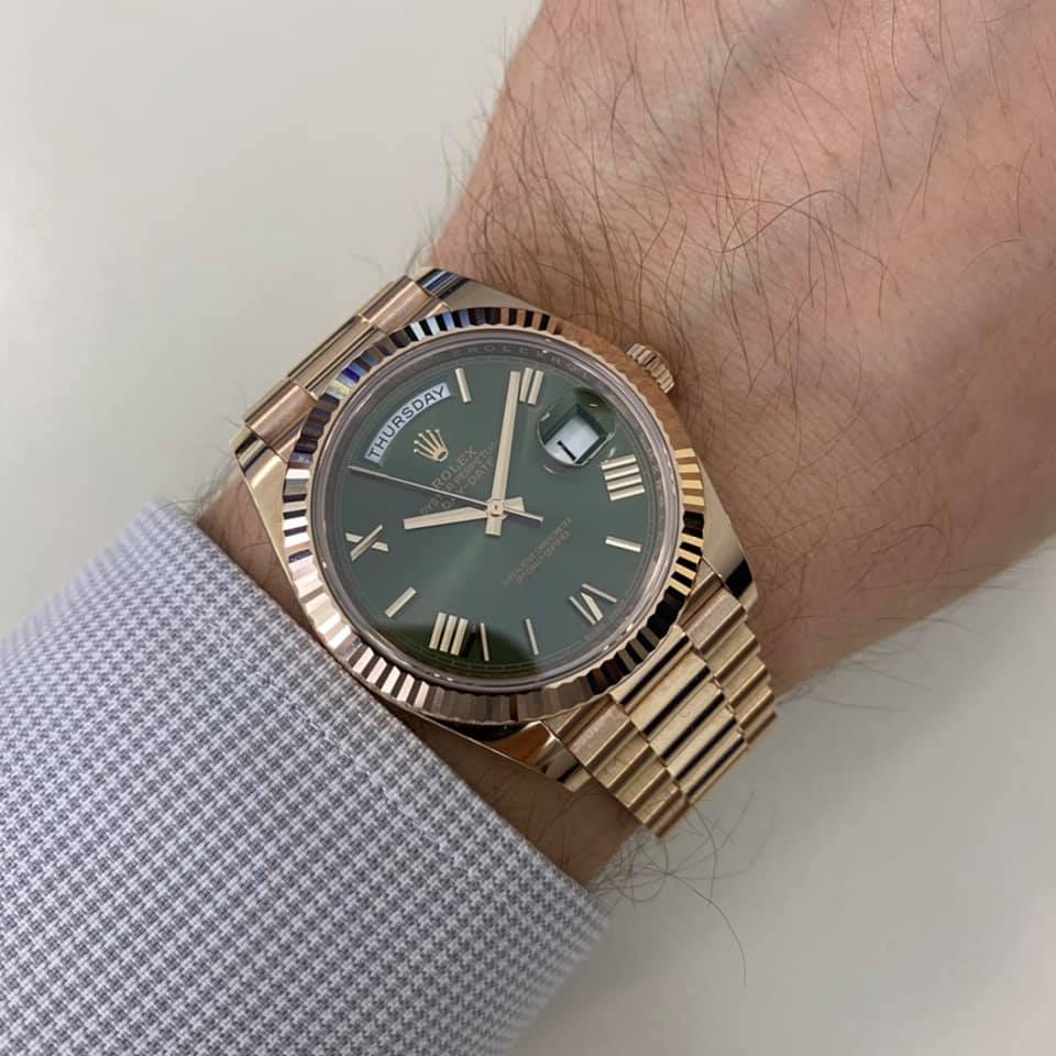 ROLEX Day Date Rose Gold Green Dial 40 mm 228235