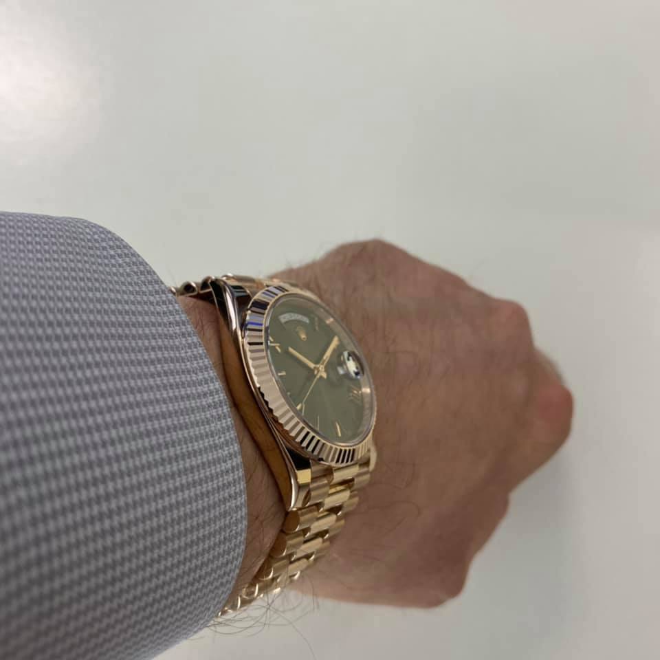 ROLEX Day Date Rose Gold Green Dial 40 mm 228235